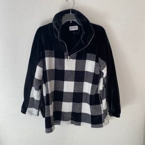 Black and white plaid pullover